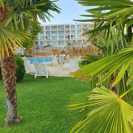 Elena's Lux - Town & Sea View - Atlantis Apart Otel *