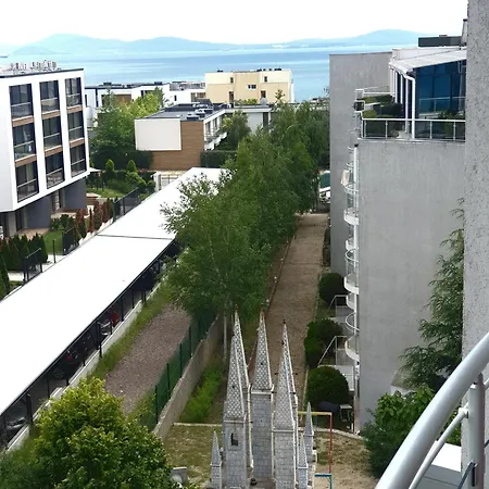 Elena's Lux - Town & Sea View - Atlantis Apart Otel Sarafovo